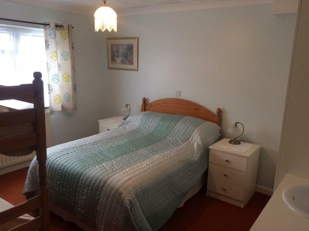 Gables Court Holiday Apartments Swanage Exteriör bild